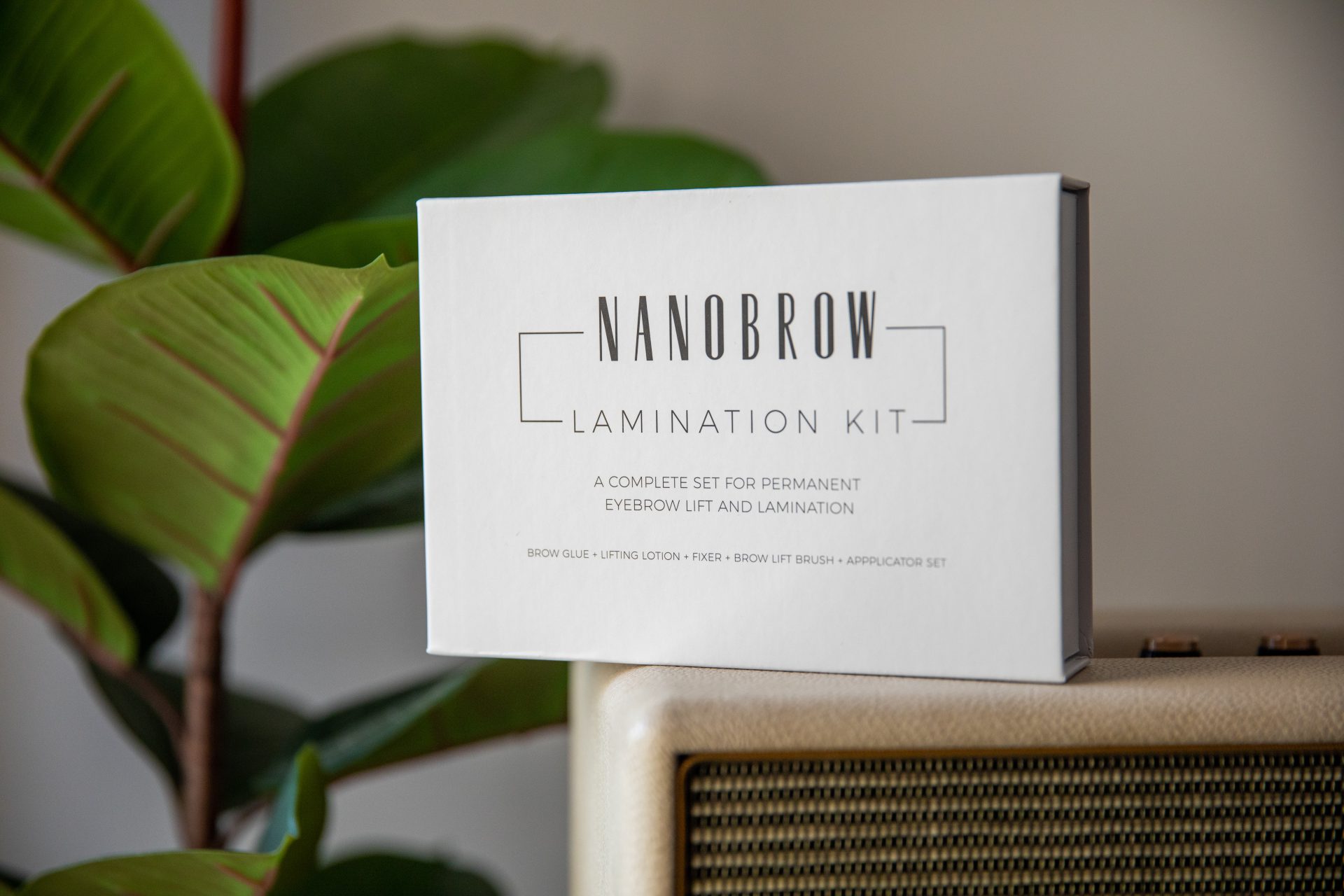 Nanobrow Lamination Kit, czyli domowa laminacja brwi krok po kroku